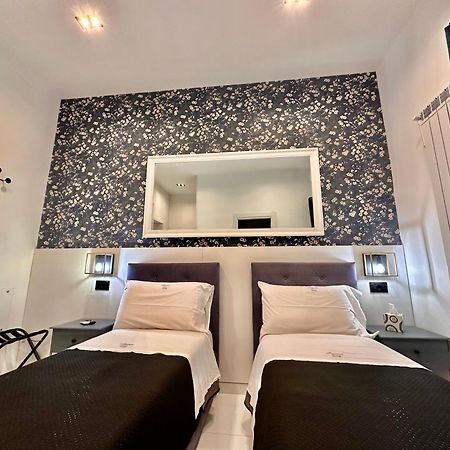Elegance Rooms Spaccanapoli Exterior foto