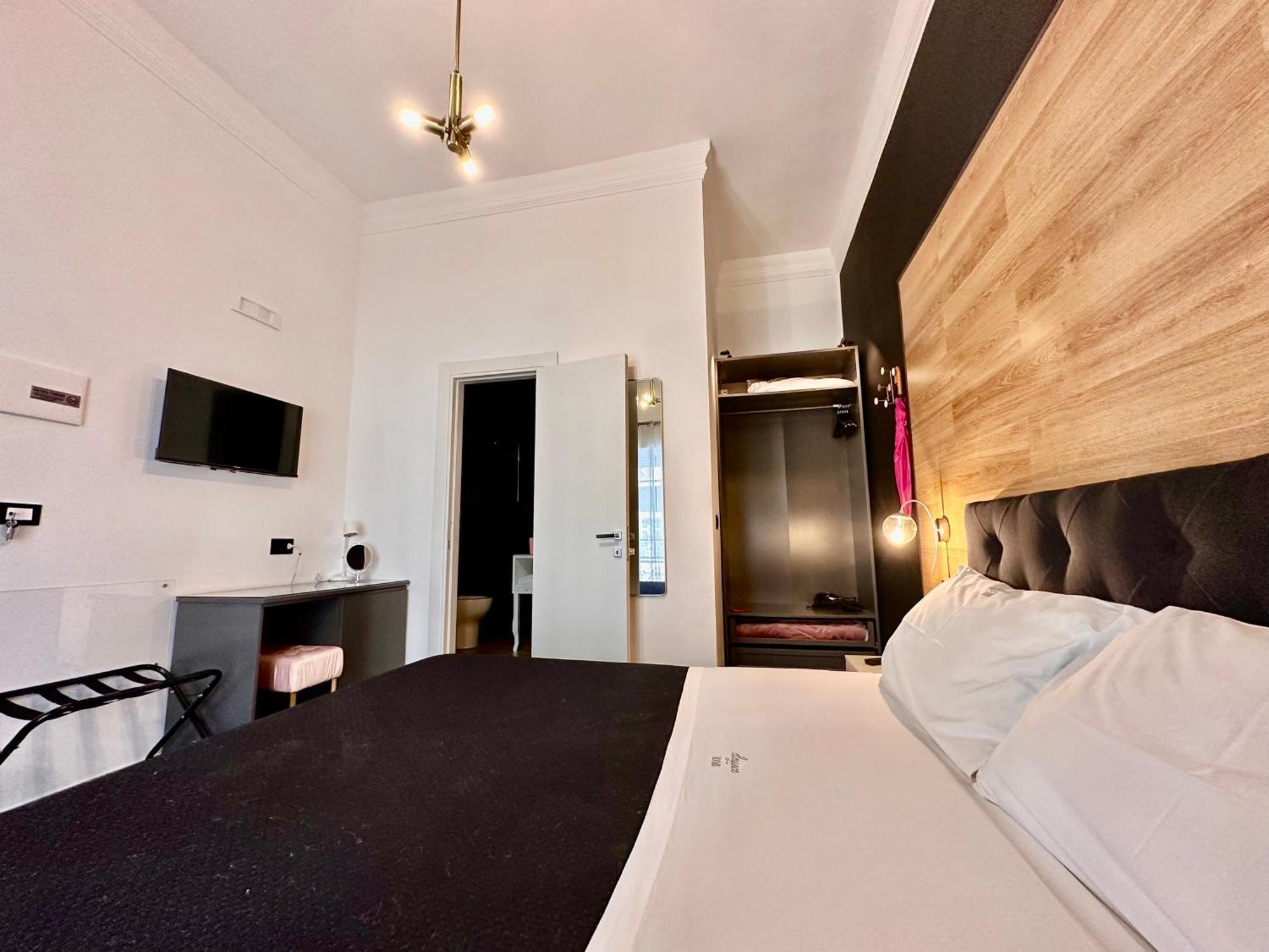 Elegance Rooms Spaccanapoli Exterior foto